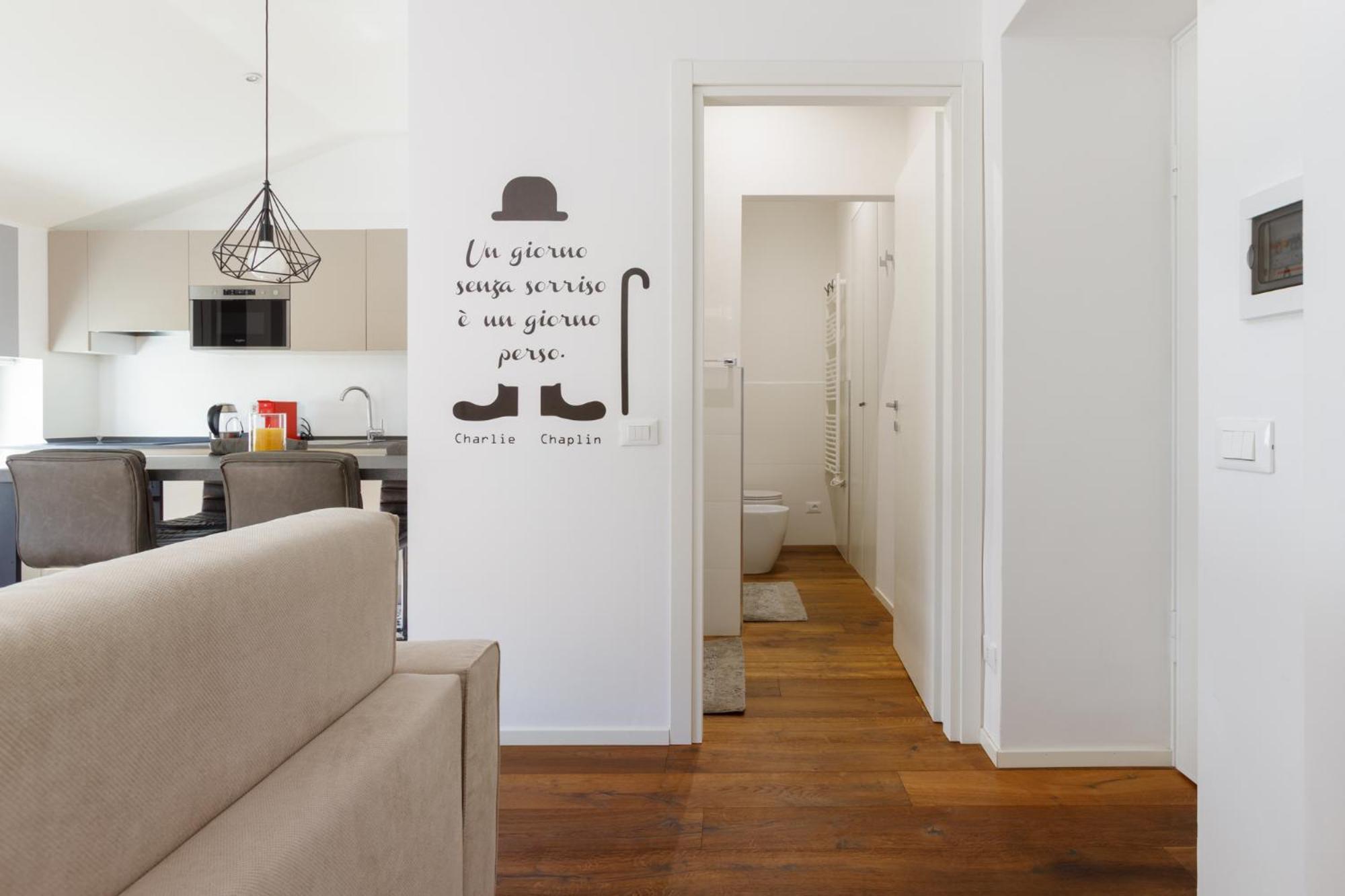 Central Trieste - Elegant City Stay ภายนอก รูปภาพ
