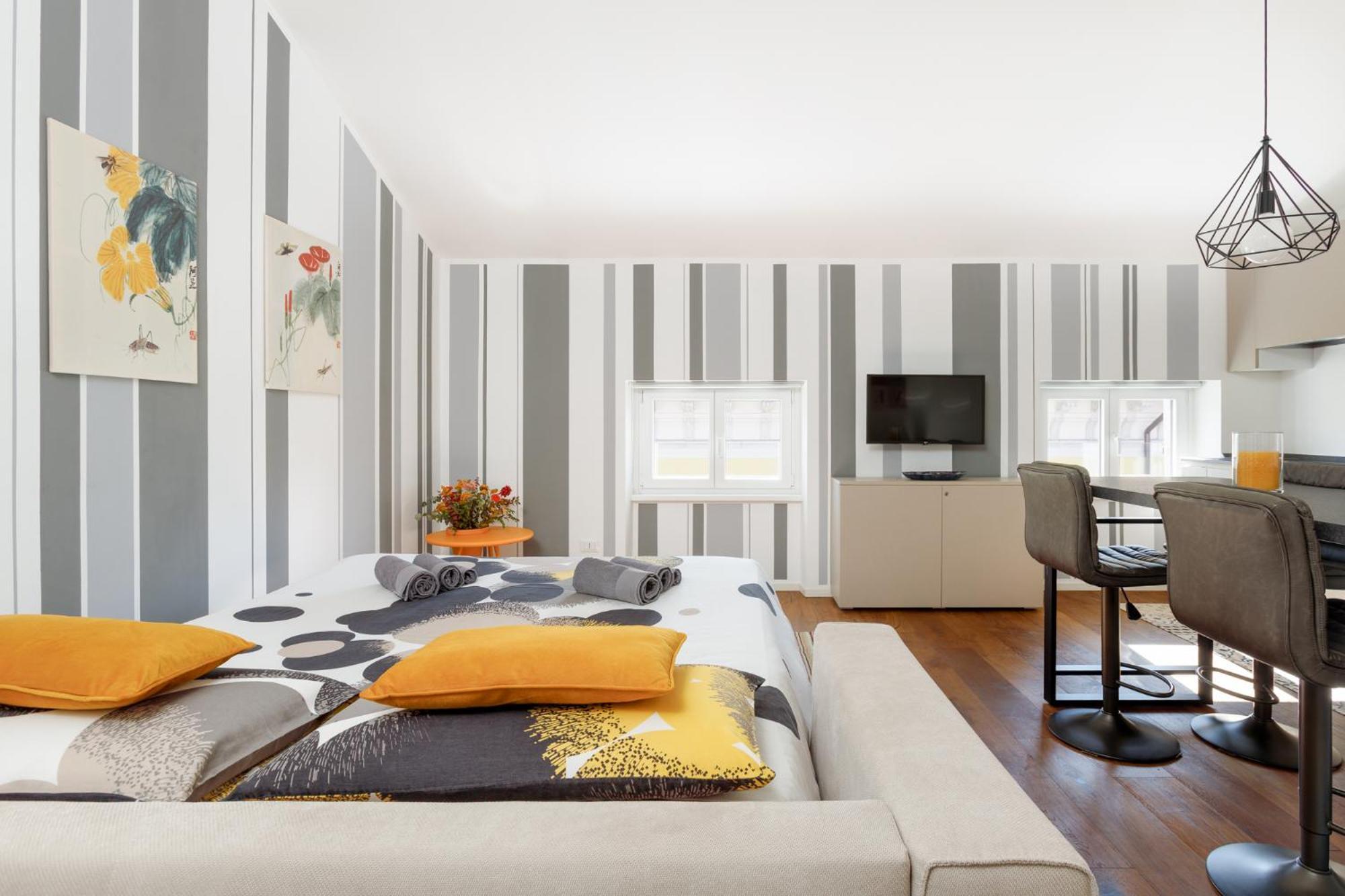 Central Trieste - Elegant City Stay ภายนอก รูปภาพ